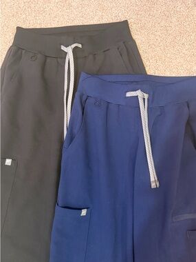 Fabletics Navy & Black scrub pants. Set of 2 XS